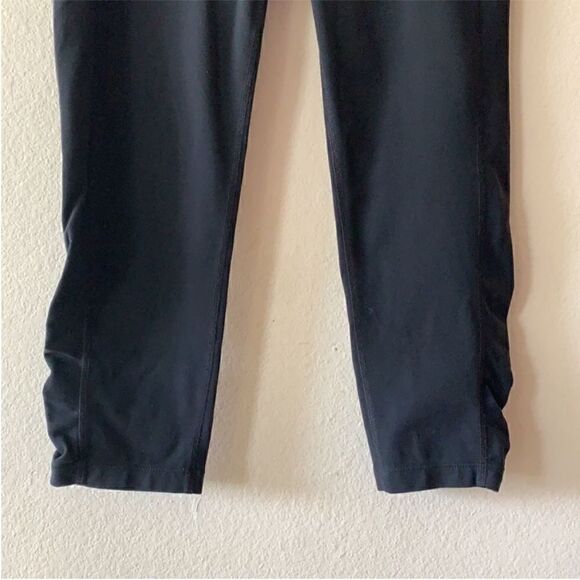 Athleta Ruched Ankle Capri Legging - Picture 3 of 8